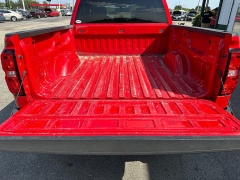 Used 2018 Chevrolet Silverado 1500 4WD Crew Cab LT at House of Carz near Rochester, IN
