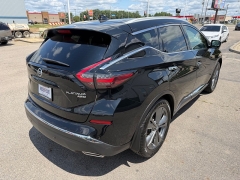 Used 2019  Nissan Murano 4d SUV AWD Platinum at House of Carz near Rochester&comma; IN