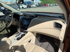 Used 2017  Nissan Murano 4d SUV AWD Platinum at House of Carz near Rochester, IN