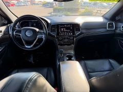 Used 2019  Jeep Grand Cherokee 4d SUV 4WD Limited V6 at House of Carz near Rochester, IN