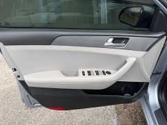 Used 2016  Hyundai Sonata 4d Sedan SE at House of Carz near Rochester&comma; IN