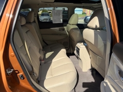 Used 2017  Nissan Murano 4d SUV AWD Platinum at House of Carz near Rochester, IN