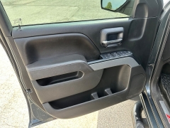 Used 2017 Chevrolet Silverado 1500 4WD Crew Cab LT Z71 at House of Carz near Rochester, IN