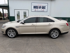 Used 2017  Ford Taurus 4d Sedan FWD Limited V6 at House of Carz near Rochester&comma; IN