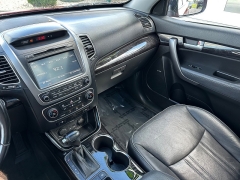 Used 2015 Kia Sorento 4d SUV FWD SX at House of Carz near Rochester, IN