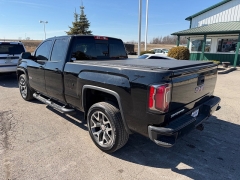Used 2018  GMC Sierra 1500 4WD Double Cab 143&period;5" SLT at House of Carz near Rochester&comma; IN