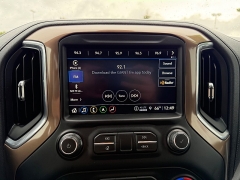 Used 2021  Chevrolet Silverado 1500 4WD Crew Cab 147" High Country at House of Carz near Rochester, IN