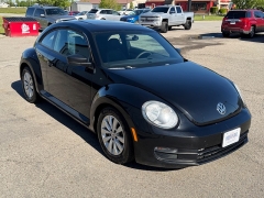 Used 2014  Volkswagen Beetle 2d Coupe 1&period;8T w&sol;Sunroof Auto&sol;PZEV at House of Carz near Rochester&comma; IN