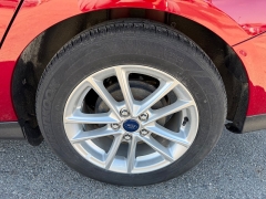 Used 2016  Ford Focus 4d Sedan SE at House of Carz near Rochester&comma; IN