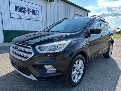 Used 2018 Ford Escape 4d SUV 4WD SEL at House of Carz near Rochester, IN