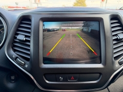 Used 2020  Jeep Cherokee 4d SUV 4WD Trailhawk Elite 3&period;2L at House of Carz near Rochester&comma; IN
