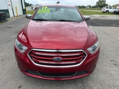 Used 2018 Ford Taurus 4d Sedan AWD Limited at House of Carz near Rochester, IN