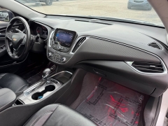 Used 2021  Chevrolet Malibu 4dr Sdn LT at House of Carz near Rochester&comma; IN