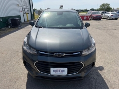 Used 2020  Chevrolet Trax 4d SUV AWD LT at House of Carz near Rochester&comma; IN