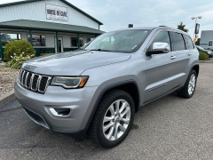 Used 2017 Jeep Grand Cherokee 4d SUV 4WD Limited at House of Carz near Rochester, IN