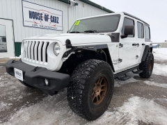  2018 Jeep Wrangler Unlimited 4d SUV 4WD Sahara at House of Carz near Rochester, IN
