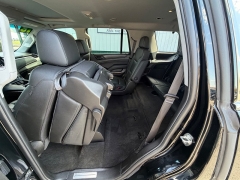 Used 2018  GMC Yukon 4d SUV 4WD SLT at House of Carz near Rochester&comma; IN