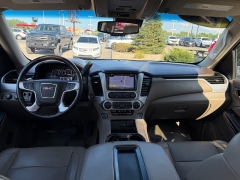 Used 2019  GMC Yukon XL 4d SUV 4WD SLT at House of Carz near Rochester&comma; IN