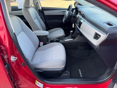 Used 2014  Toyota Corolla 4d Sedan LE at House of Carz near Rochester, IN