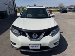 Used 2016  Nissan Rogue 4d SUV AWD SL at House of Carz near Rochester&comma; IN