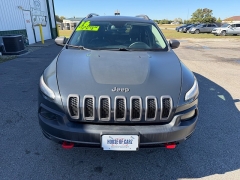 Used 2016  Jeep Cherokee 4d SUV 4WD Trailhawk V6 at House of Carz near Rochester, IN