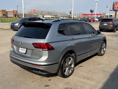 Used 2021  Volkswagen Tiguan 2&period;0T SE R-Line Black 4MOTION at House of Carz near Rochester&comma; IN