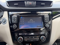 Used 2018  Nissan Rogue Sport 4d SUV AWD SL &lpar;2018&period;5&rpar; at House of Carz near Rochester&comma; IN