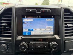 Used 2017  Ford F-150 4WD SuperCrew XL STX 5 1&sol;2 at House of Carz near Rochester&comma; IN