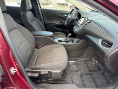 Used 2016  Chevrolet Malibu 4d Sedan LT w&sol;1LT at House of Carz near Rochester&comma; IN