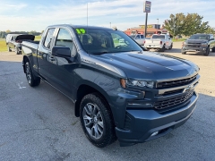 Used 2019  Chevrolet Silverado 1500 4WD Double Cab RST at House of Carz near Rochester&comma; IN