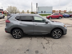Used 2019  Nissan Rogue 4d SUV AWD SL at House of Carz near Rochester&comma; IN
