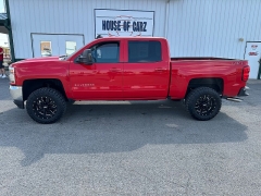 Used 2018 Chevrolet Silverado 1500 4WD Crew Cab LT at House of Carz near Rochester, IN