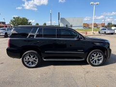 Used 2018  GMC Yukon 4d SUV 4WD SLT at House of Carz near Rochester&comma; IN
