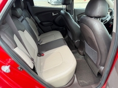 Used 2012  Hyundai Tucson 4d SUV FWD Limited at House of Carz near Rochester&comma; IN