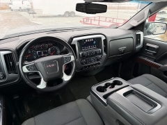 Used 2017  GMC Sierra 1500 4WD Double Cab SLE at House of Carz near Rochester&comma; IN
