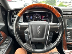 Used 2017 Lincoln Navigator L 4d SUV 4WD Select at House of Carz near Rochester, IN