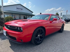 Used 2016 Dodge Challenger 2d Coupe R/T at House of Carz near Rochester, IN