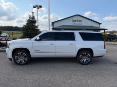 Used 2018 GMC Yukon XL 4d SUV 4WD Denali at House of Carz near Rochester, IN