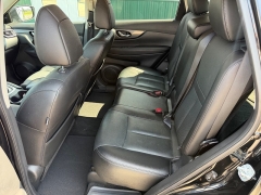 Used 2016  Nissan Rogue 4d SUV AWD SL at House of Carz near Rochester&comma; IN