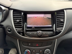 Used 2020  Chevrolet Trax 4d SUV AWD LT at House of Carz near Rochester&comma; IN