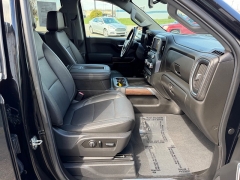 Used 2019  GMC Sierra 1500 4WD Double Cab SLT at House of Carz near Rochester&comma; IN