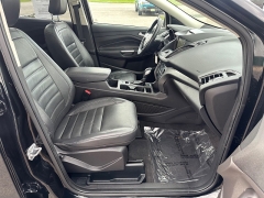 Used 2018 Ford Escape 4d SUV 4WD SEL at House of Carz near Rochester, IN