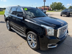 Used 2018  GMC Yukon 4d SUV 4WD SLT at House of Carz near Rochester&comma; IN
