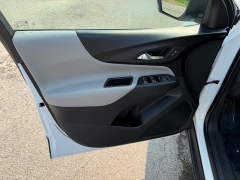 Used 2020  Chevrolet Equinox 4d SUV FWD LS w&sol;1LS at House of Carz near Rochester&comma; IN