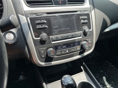 Used 2017 Nissan Altima 4d Sedan 2.5L SV at House of Carz near Rochester, IN