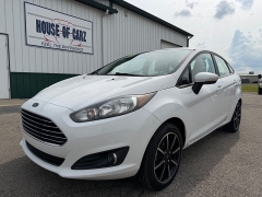 Used 2019  Ford Fiesta 4d Sedan SE at House of Carz near Rochester&comma; IN