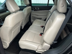 Used 2018 Ford Explorer 4d SUV FWD Limited at House of Carz near Rochester, IN