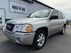  2004 GMC Envoy 4d SUV 4WD SLT at House of Carz near Rochester&comma; IN