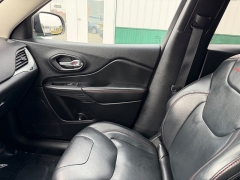 Used 2016  Jeep Cherokee 4d SUV 4WD Trailhawk V6 at House of Carz near Rochester, IN