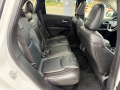 Used 2015  Jeep Cherokee 4d SUV 4WD Trailhawk V6 at House of Carz near Rochester&comma; IN